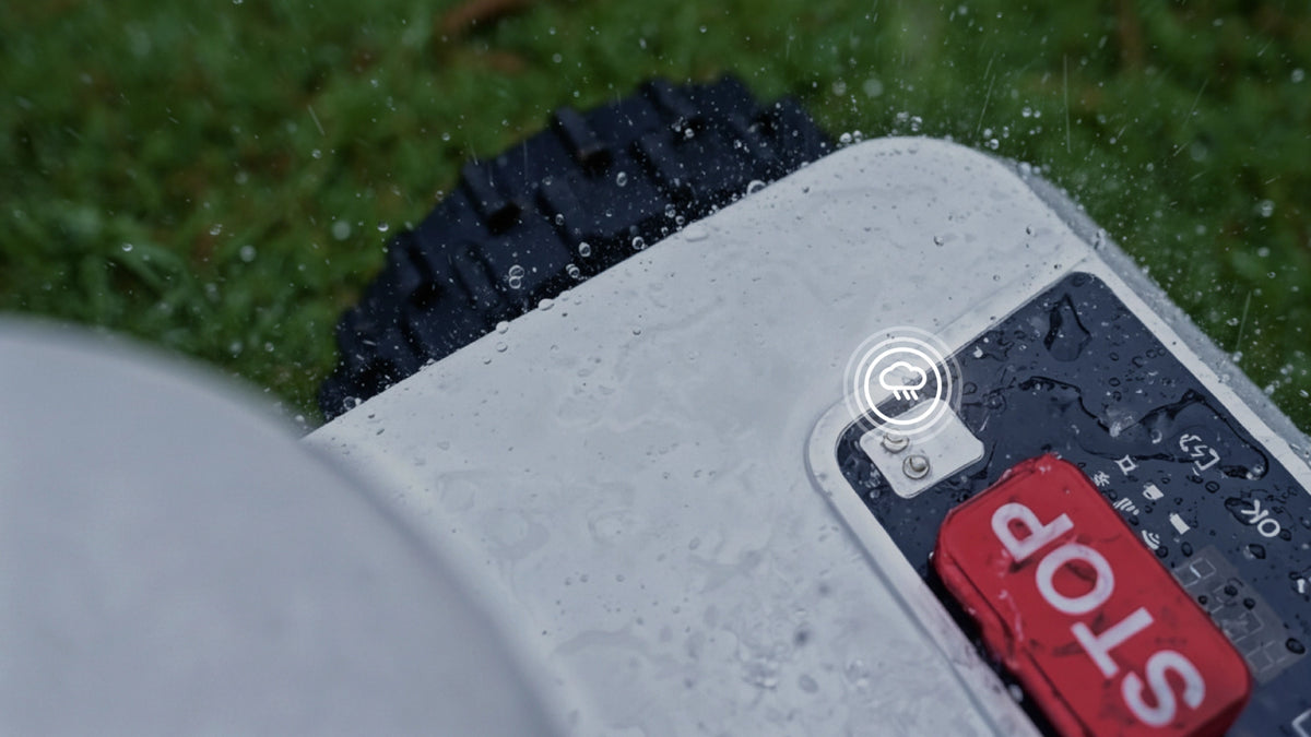 FJD FR4000 control panel with stop button and rain sensor, wet with water drops